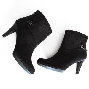 Stuart Weitzman Booties